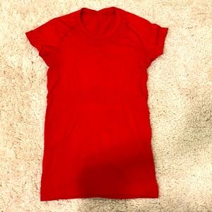 Lululemon swiftly tech. short sleeve. size 6